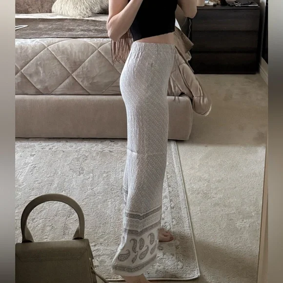 H&M Pattern Pants - Picture 9 of 10